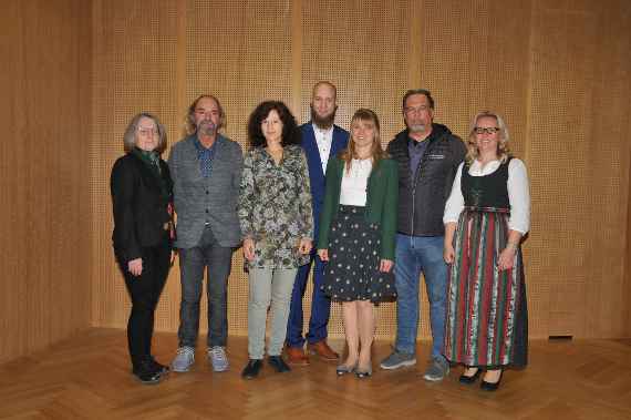 Das Team rund um die Internatsleiterin