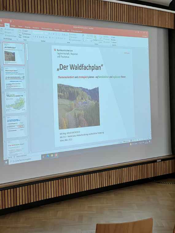 Aufnahme der Titelfolie der Präsentation