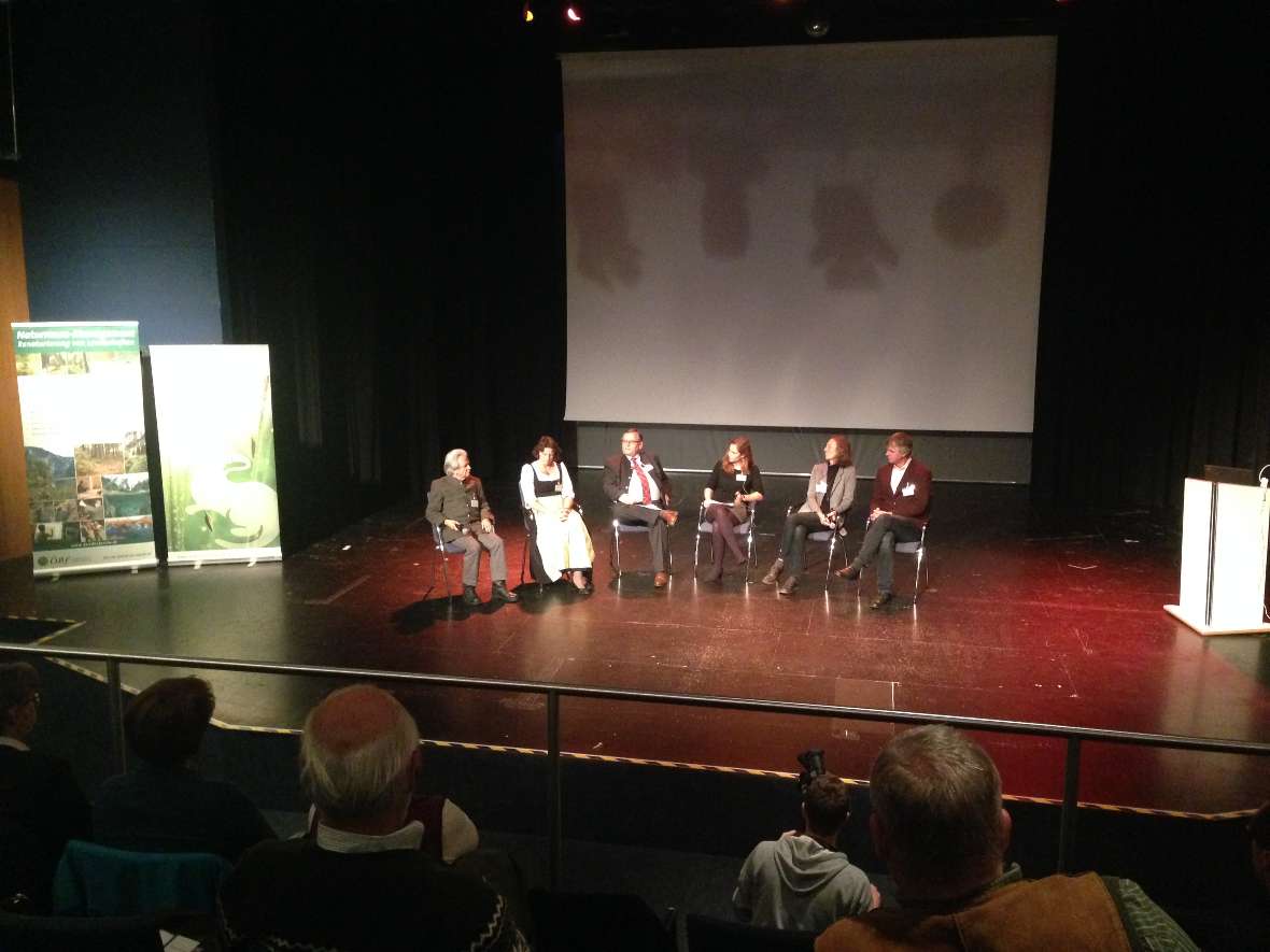 Die Gesprächsrunde in Bad Aussee auf der Bühne