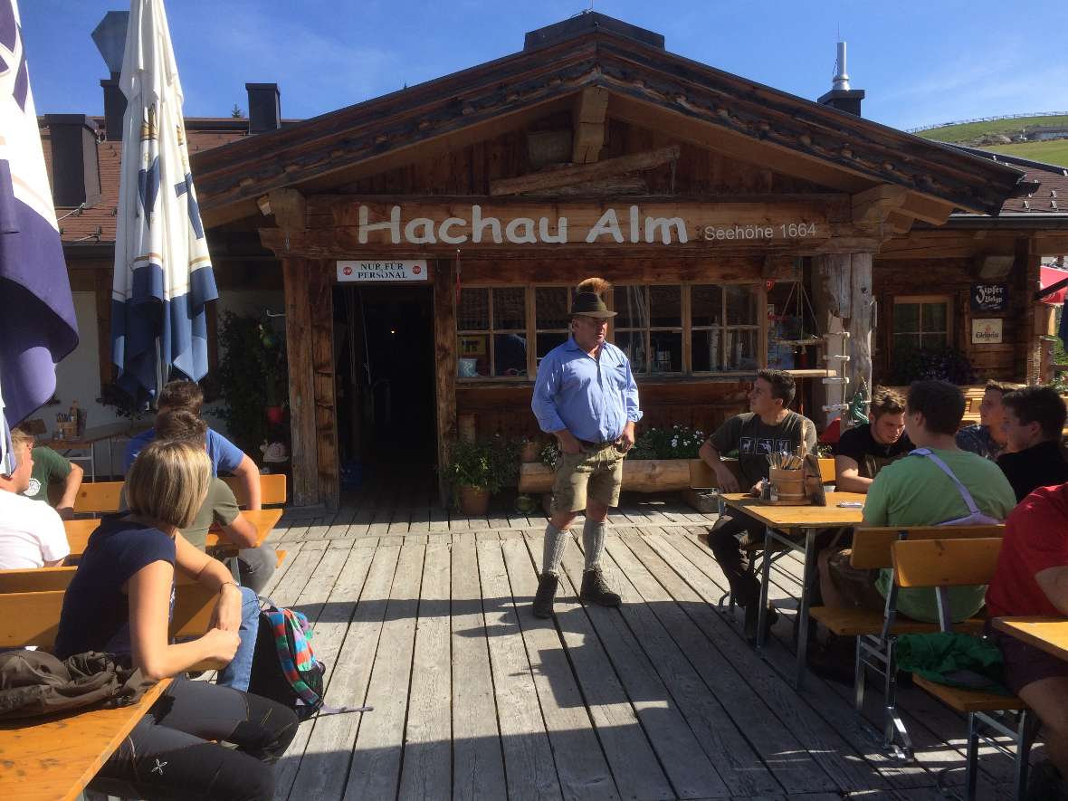Ingenieur Michael Steinwender auf der Hochau Alm