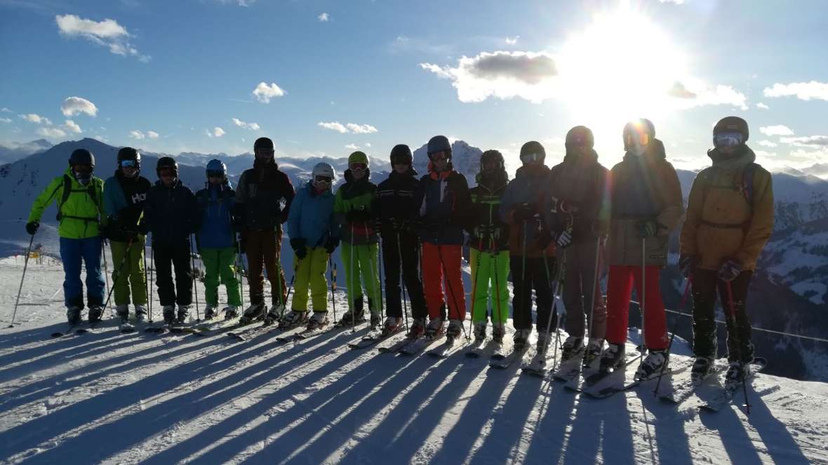 Gruppenfoto am Berg