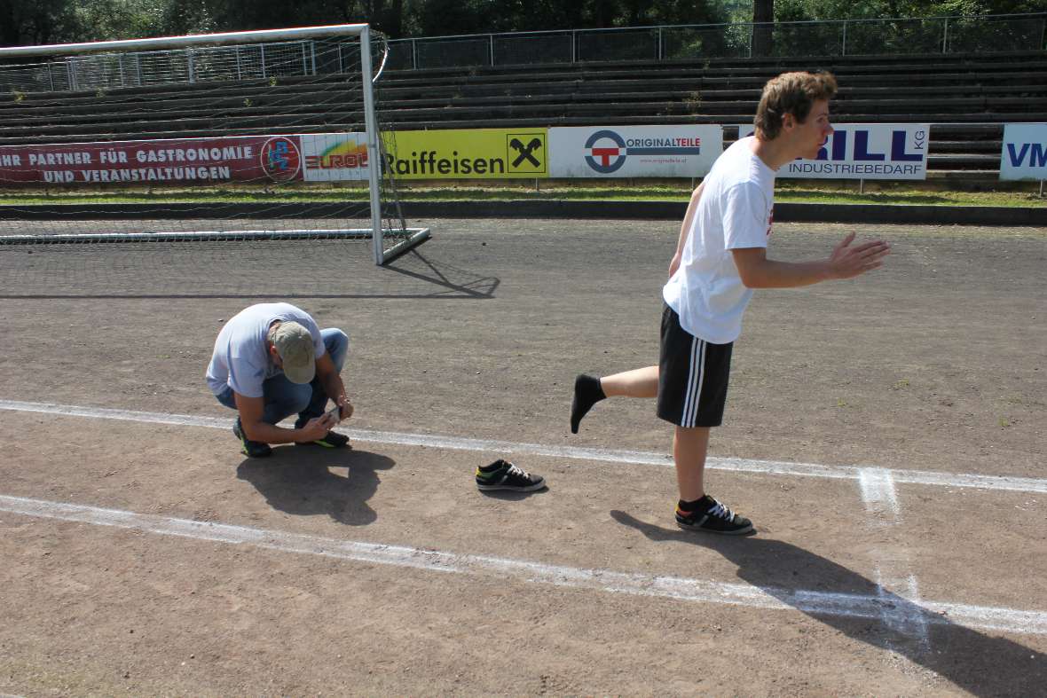 Schuh im Laufen verloren