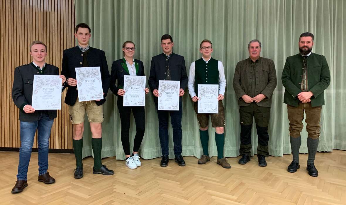 Jungjägerin und Jungjäger der 5A