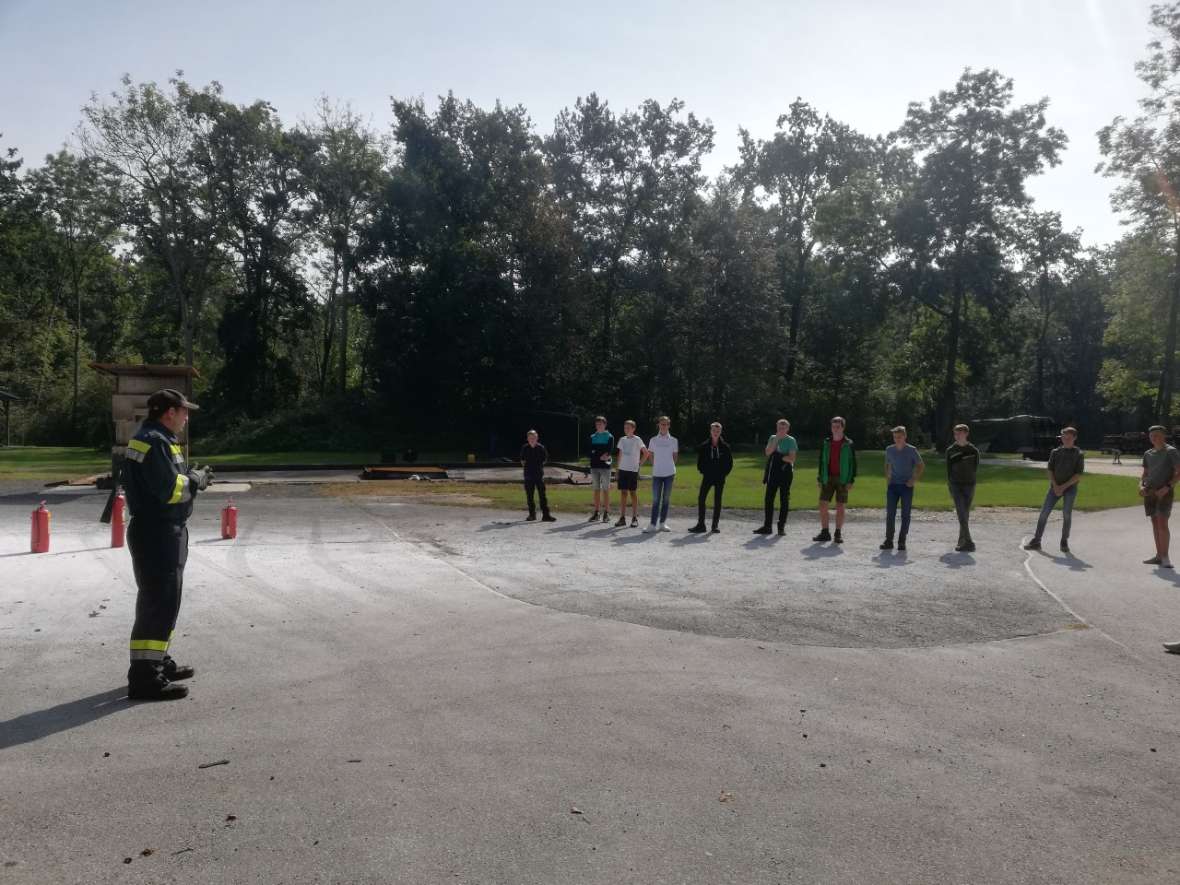 Erklärung durch die Feuerwehr im Brandschutzzentrum Lebring