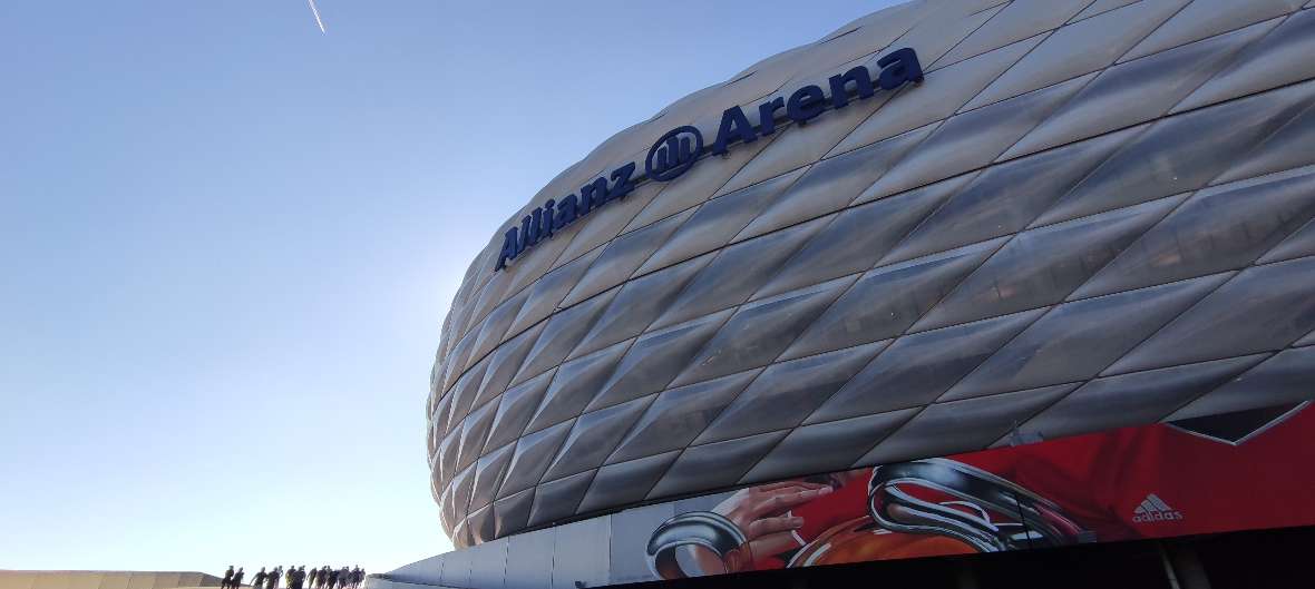 Die Münchner Allianzarena von außen