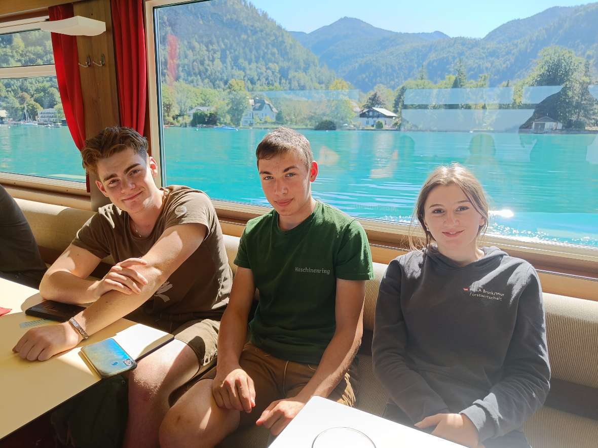 Bootfahrt über einen See