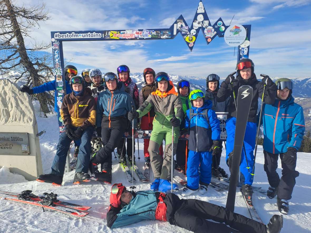 Gruppenbild auf der Piste