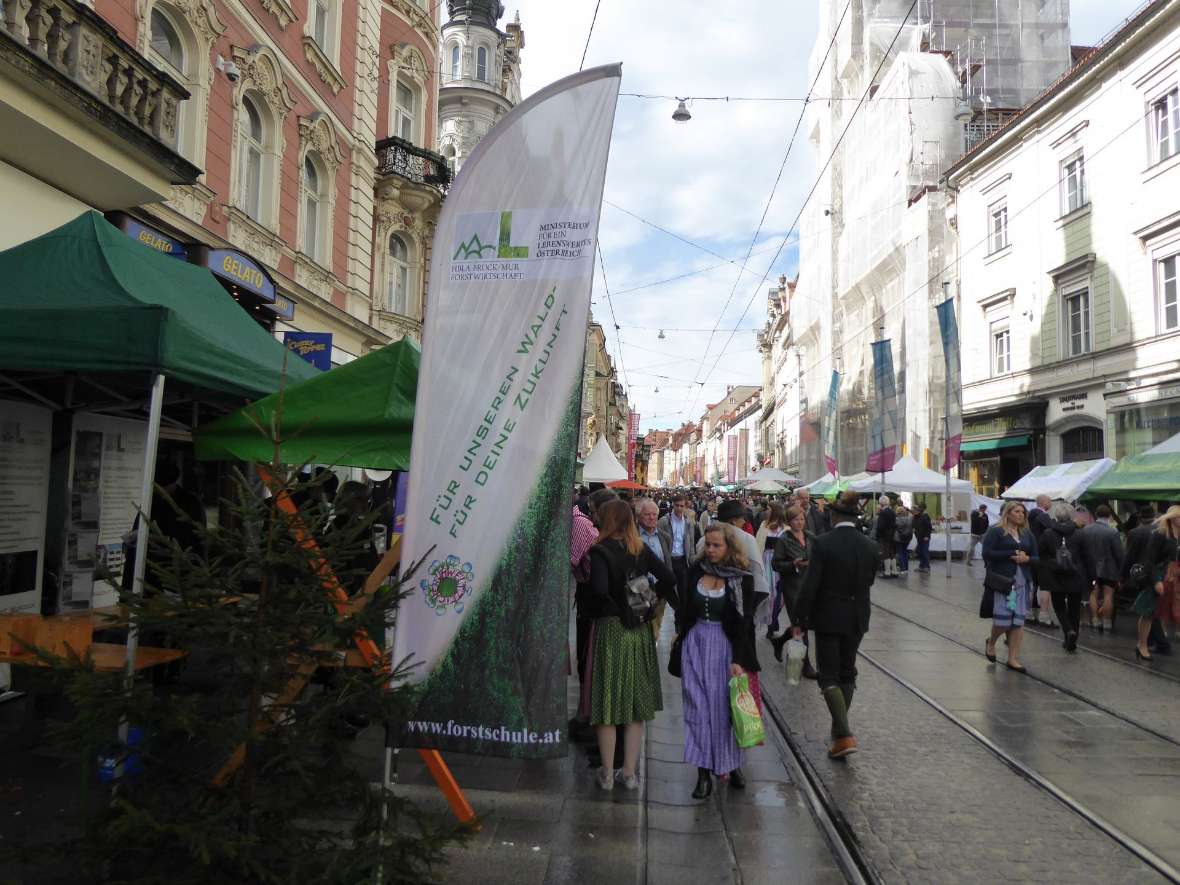 Die Grazer Herrengasse und unser Stand