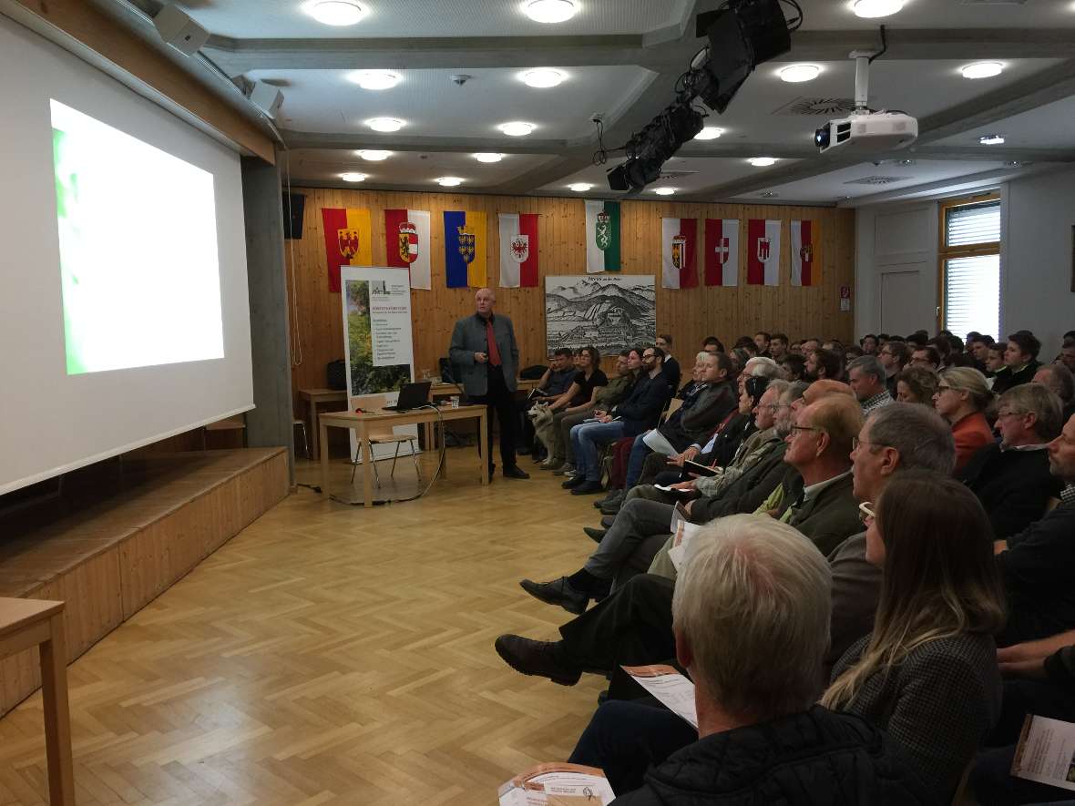 Der Vortrag im Festsaal