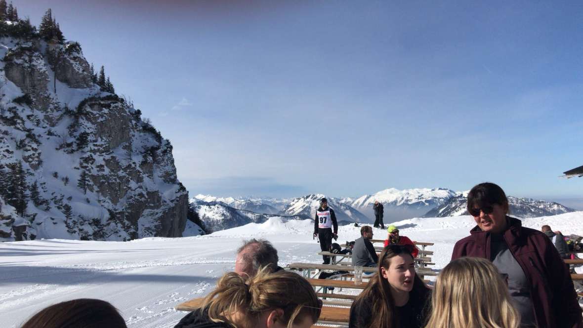 Gruppenfoto Hütte