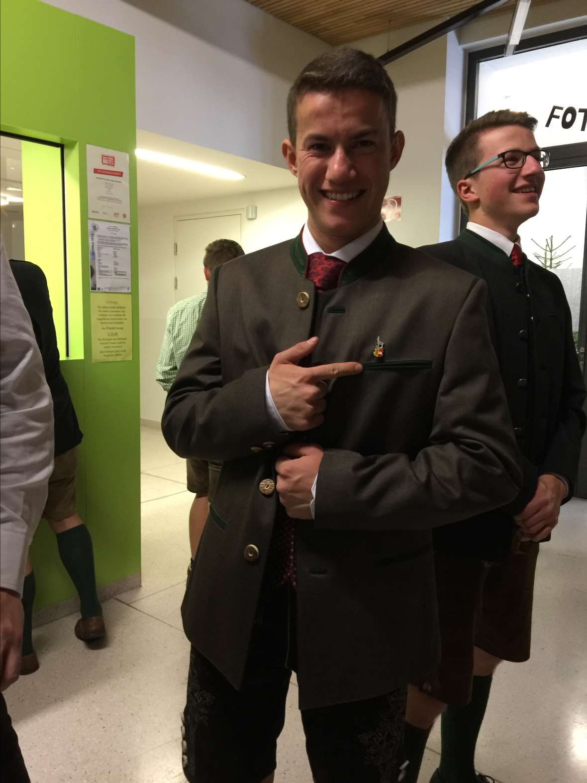 Ein Fingerzeig auf das Kärntner Wappen