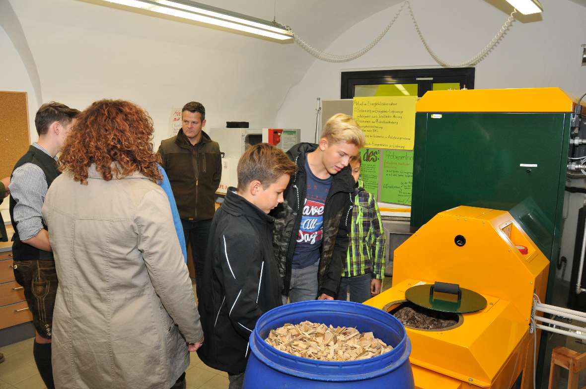 Holztrocknungsanlage im HTZ